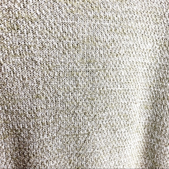 🌸2/$30🌸 Banana Republic Sweater with Open Back - Picture 2 of 8